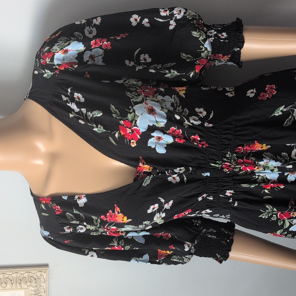 Banana Republic Floral Smocked Midi Dress Black Puff Sleeve V-Neck Size 8 - Picture 9 of 16